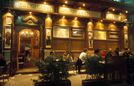 ESPAGNE   CASTILLE   MADRID TACERNA ALHAMBRA