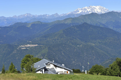 Italie piemont panorama sommet mont mottarone