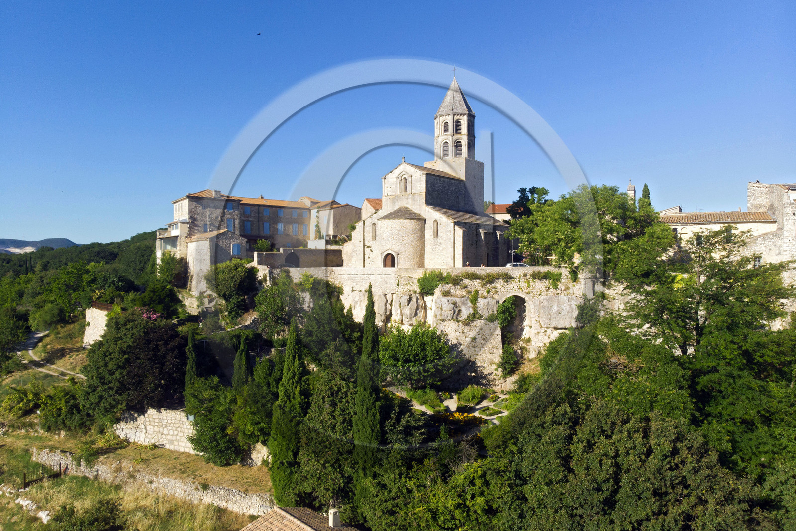 France, Garde Adhemar