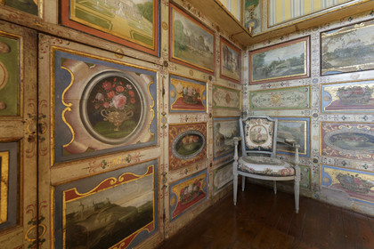 France charente rochefoucauld chateau surplombant tardoire