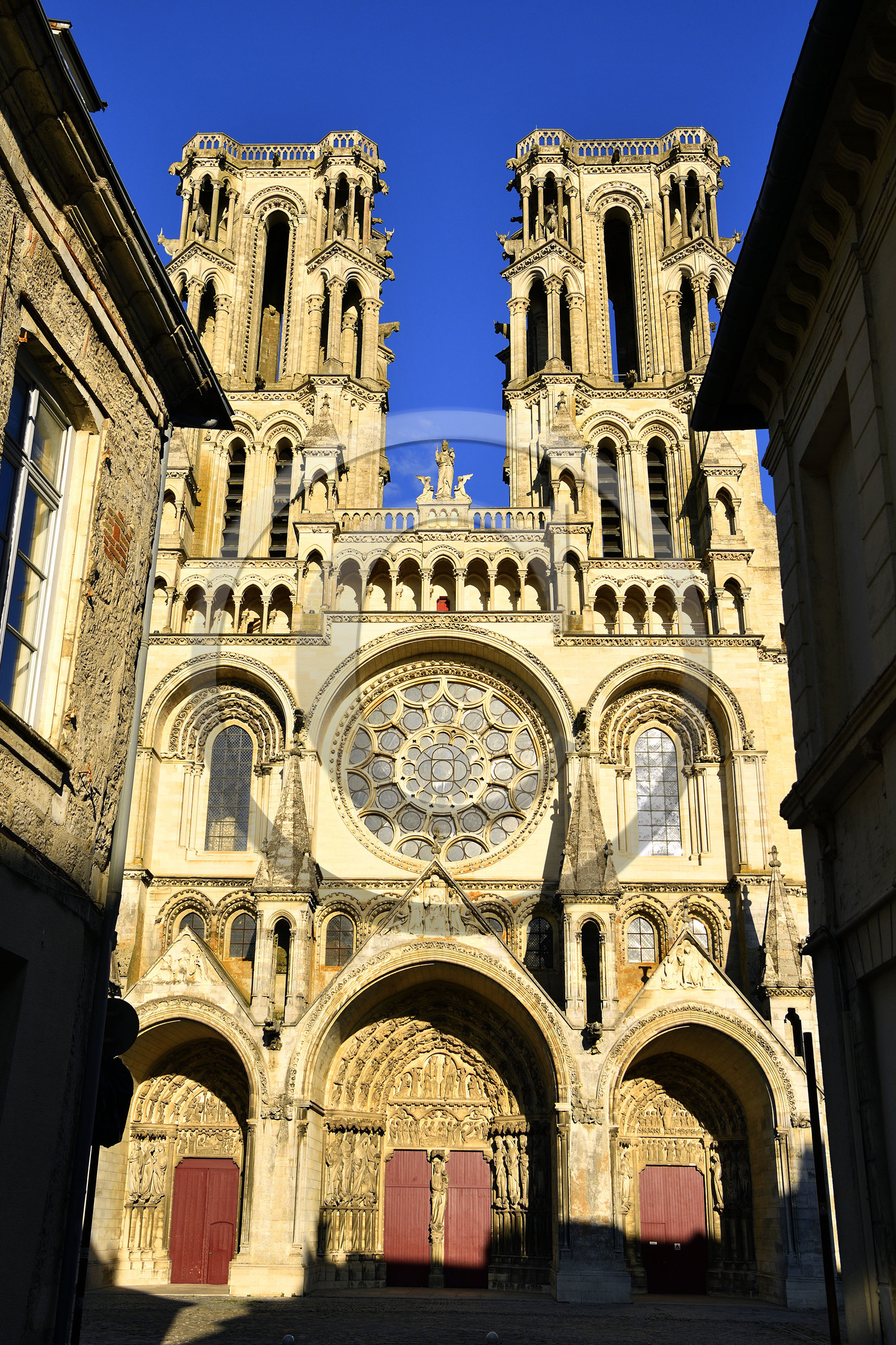 France, Laon