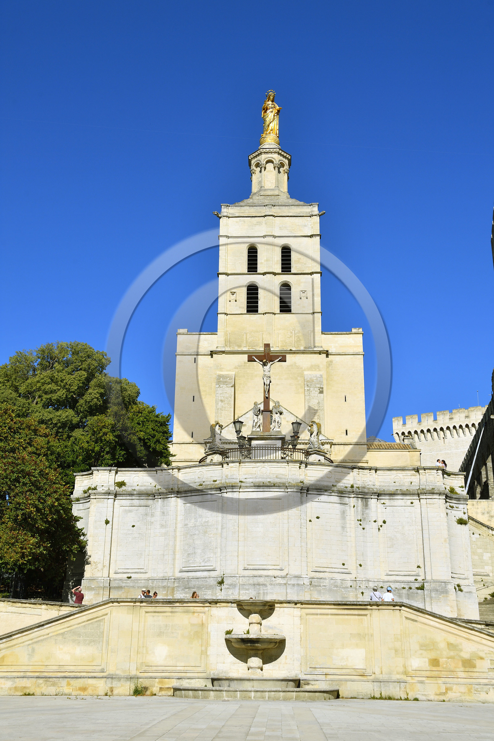 France, Avignon
