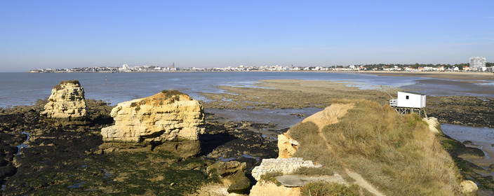 France charente maritime royan front mer cabane