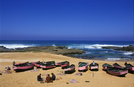 MAROC   OUALIDIA.PLAGE AVEC PECHEURS