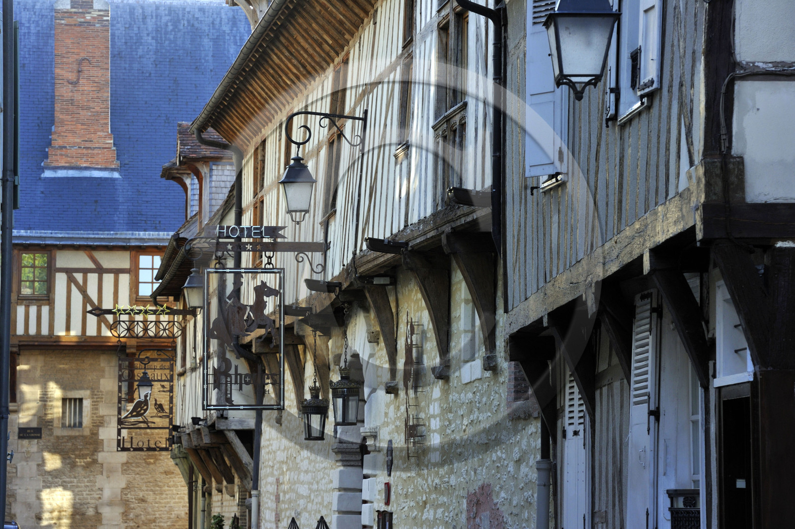 France, Troyes