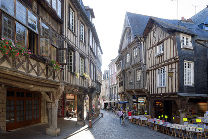 France, Dinan