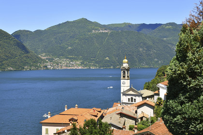 Italie lombardie lac come village lezzeno
