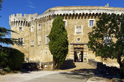 France, Suze la Rousse