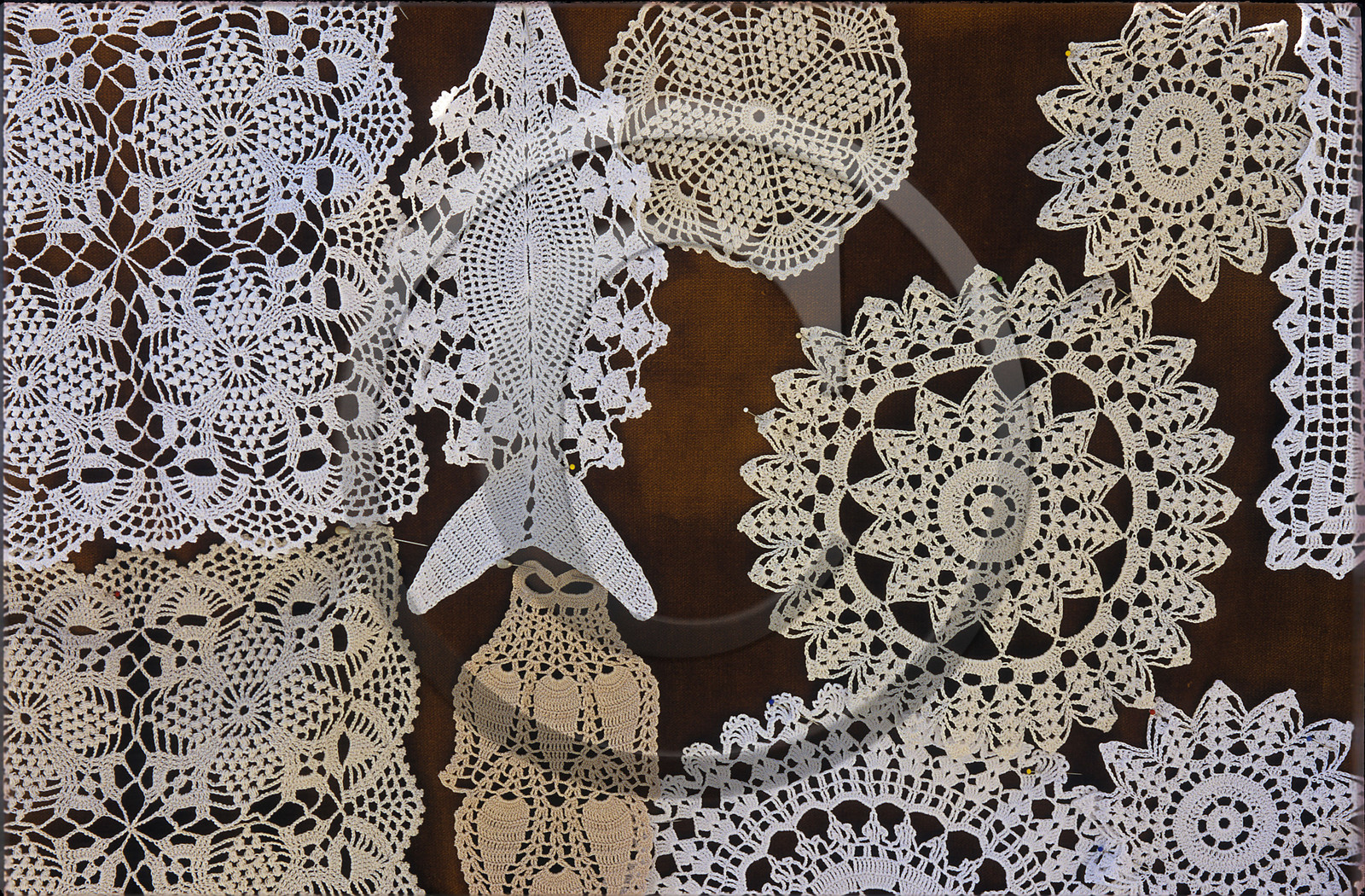 CROATIE. VILLE ET ILE DE PAG. DENTELLES DE PAG