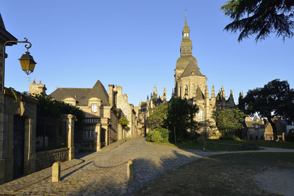 France, Dinan