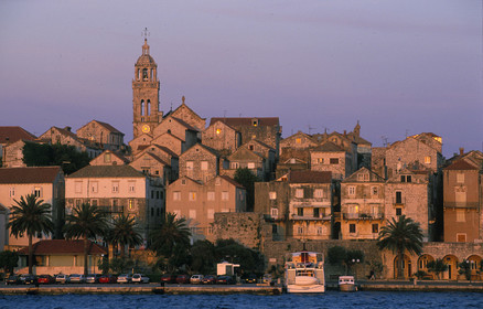 VILLE ET ILE DE KORCULA. CROATIE