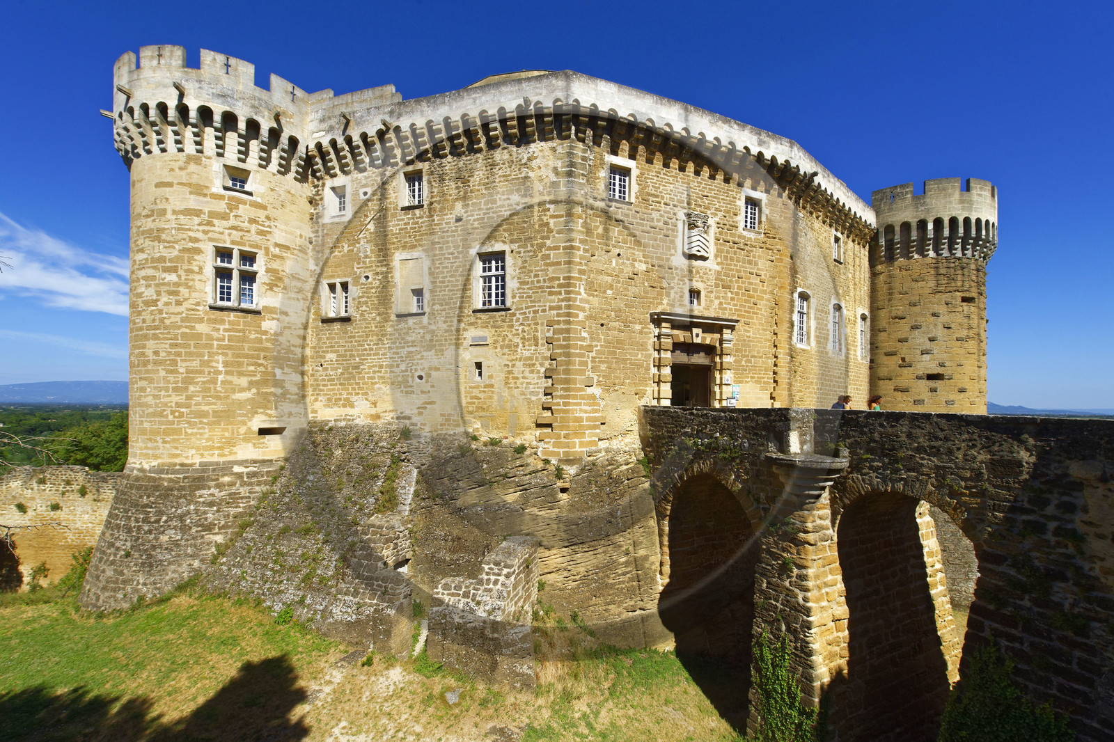 France, Suze la Rousse