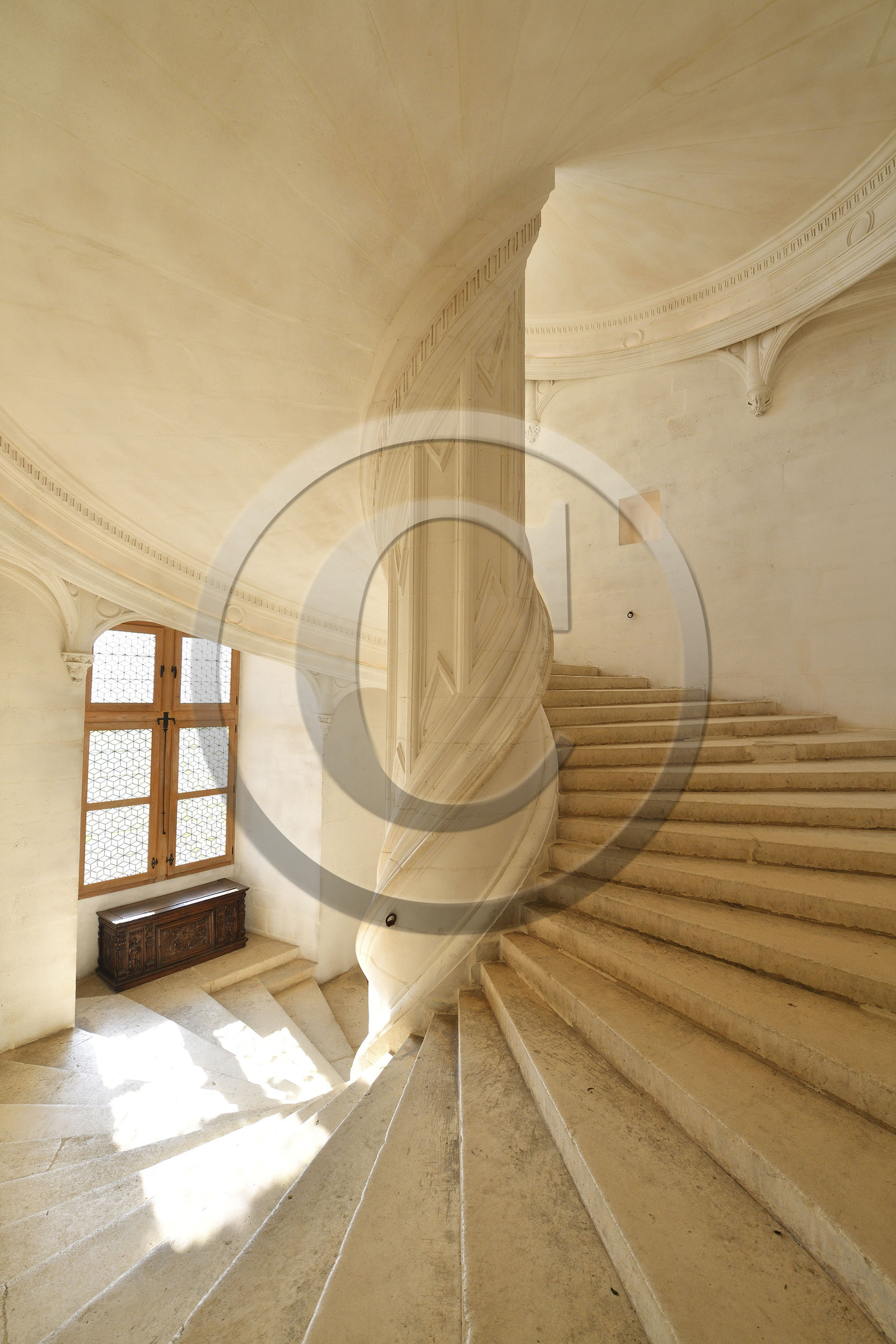 France charente rochefoucauld chateau surplombant tardoire