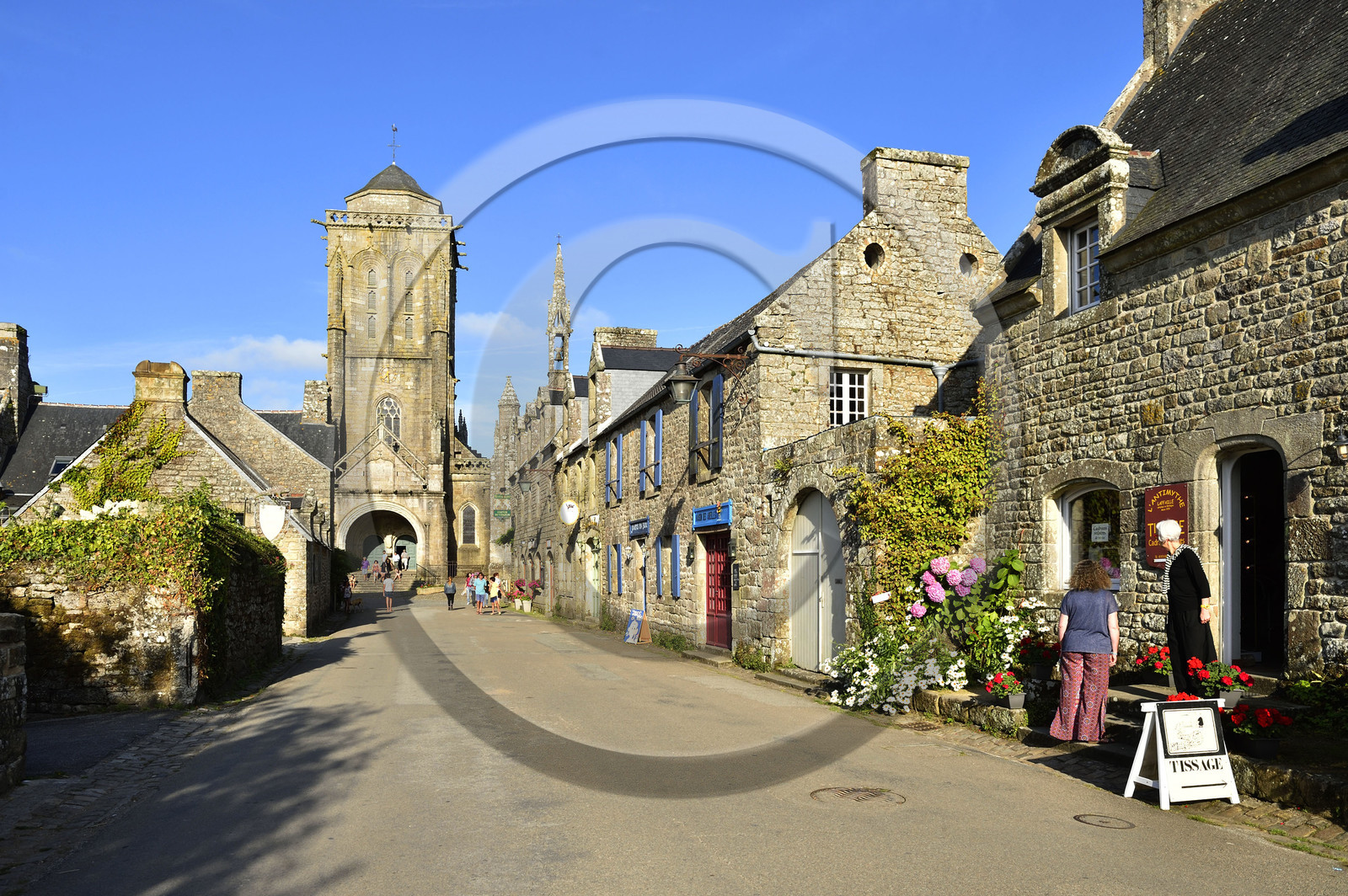 France, Locronan