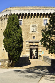 France, Suze la Rousse