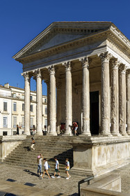 France, Nimes