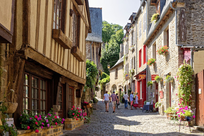 France, Dinan