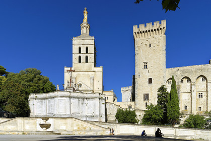 France, Avignon
