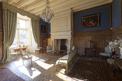 France charente rochefoucauld chateau surplombant tardoire