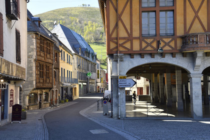 France hautes pyrenees vallee louron arreau mairie