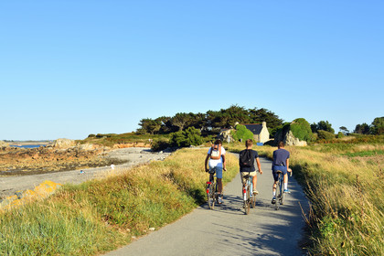 France, Plougrescant