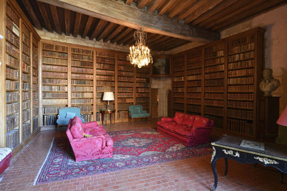 France charente rochefoucauld chateau surplombant tardoire