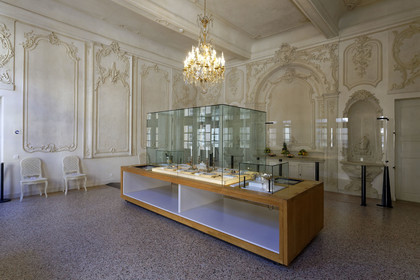 France, Suze la Rousse