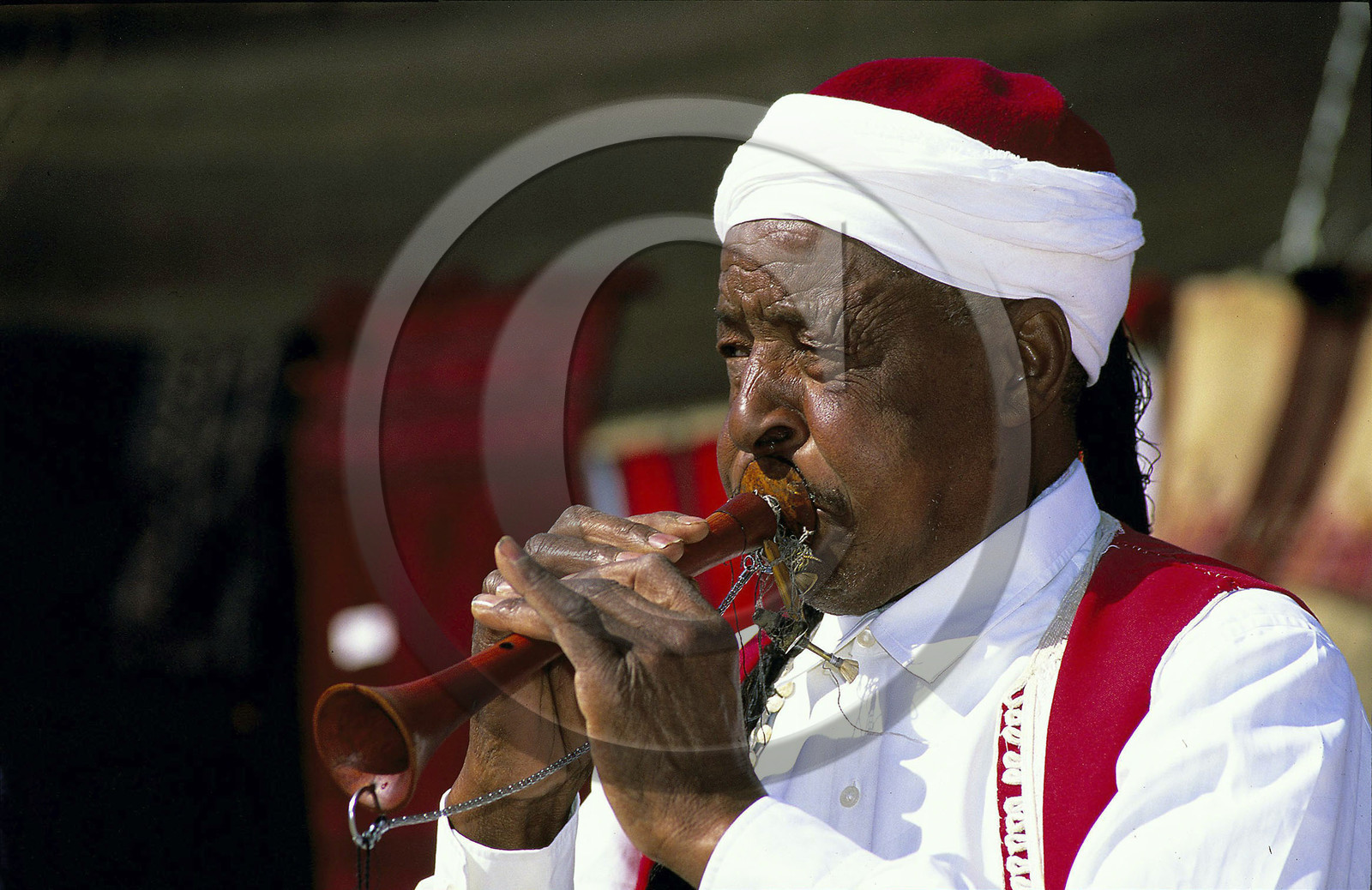 TUNISIE, FESTIVAL DU DÉSERT À DOUZ