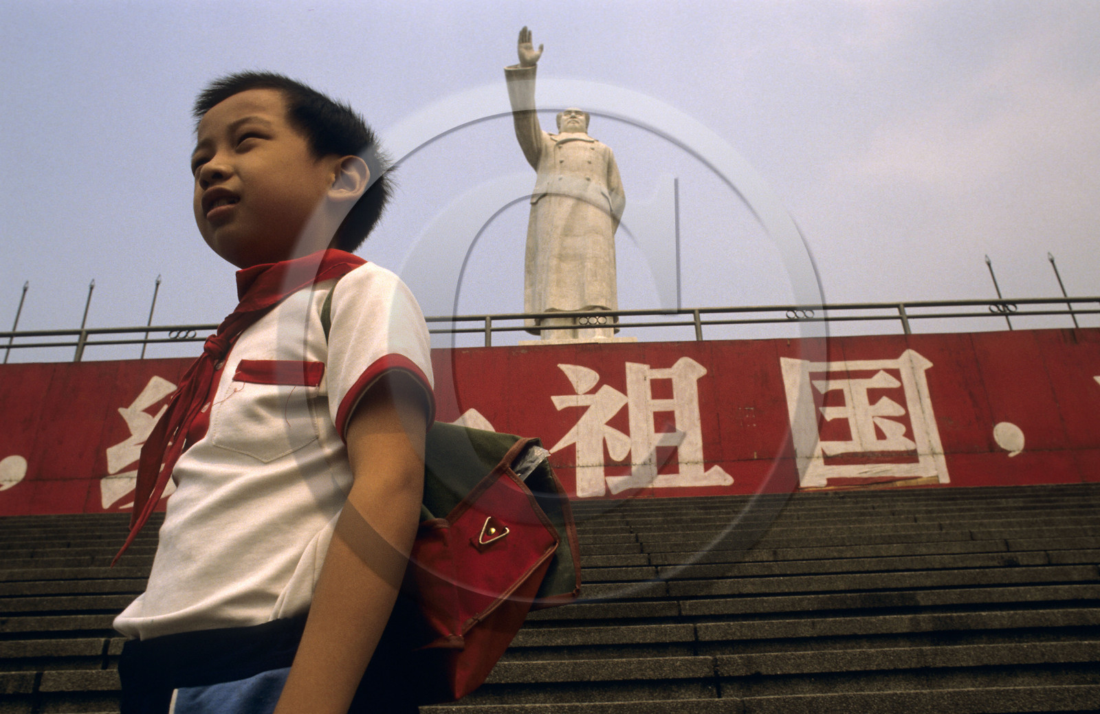 STATUE DE MAO. CHINE