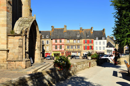 France, Treguier