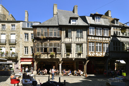 France, Dinan