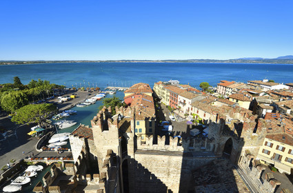 Italie lombardie lac garde sirmione chateau