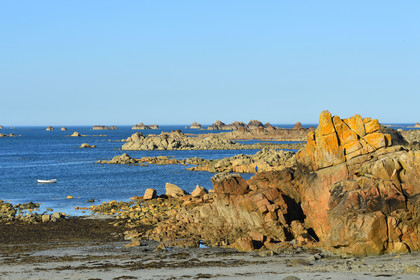 France, Plougrescant