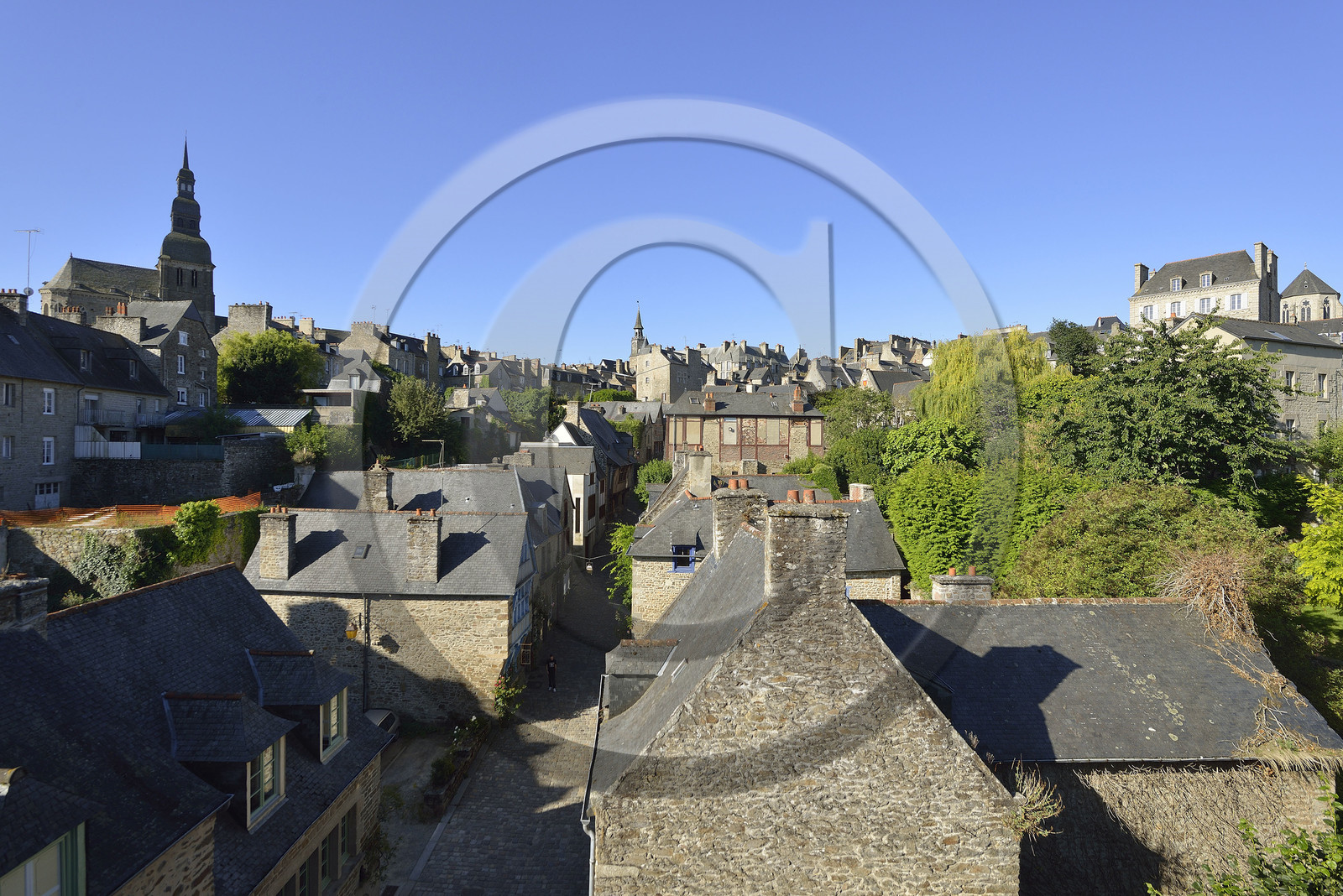 France, Dinan
