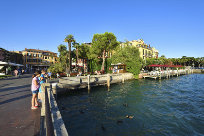 Italie lombardie lac garde sirmione