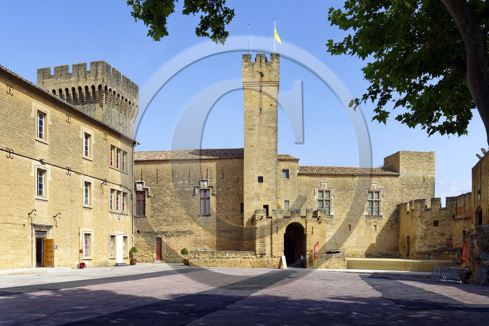 France, Salon de Provence