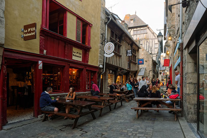 France, Dinan