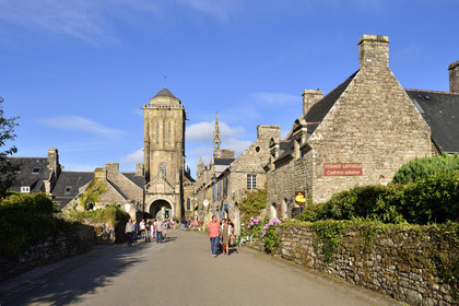 France, Locronan