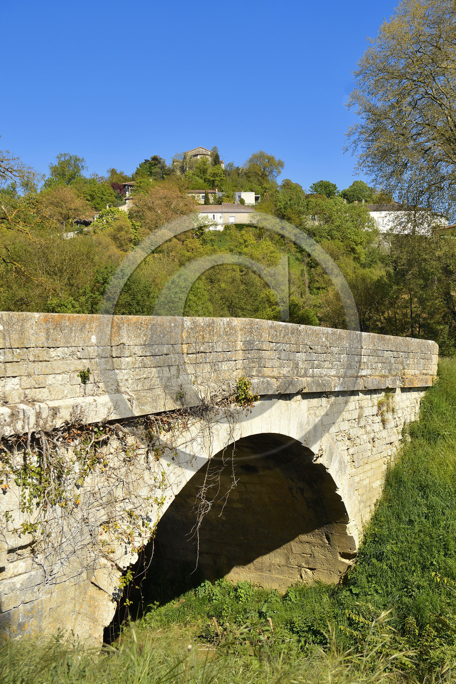 France gers village castelnau barbarens