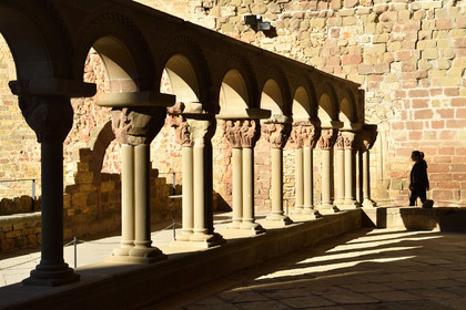Espagne aragon jaca ermitage rupestre cloitre